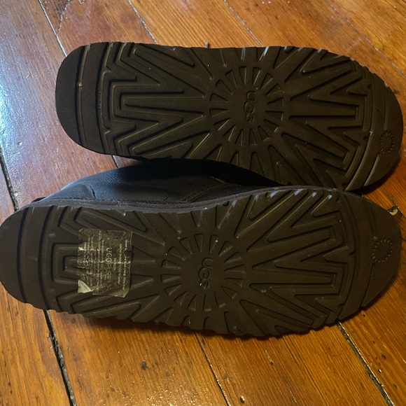 UGG Men’s Neumel Leather Lightweight Wool Lining Ankle Boots 1008908 dark brown - Picture 5 of 10